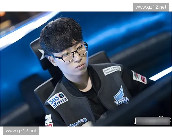 胡彬:从职业电竞选手到战队教练的转型之路与个人成长历程 胡彬:从职业电竞选手到战队教练的转型之路与个人成长历程